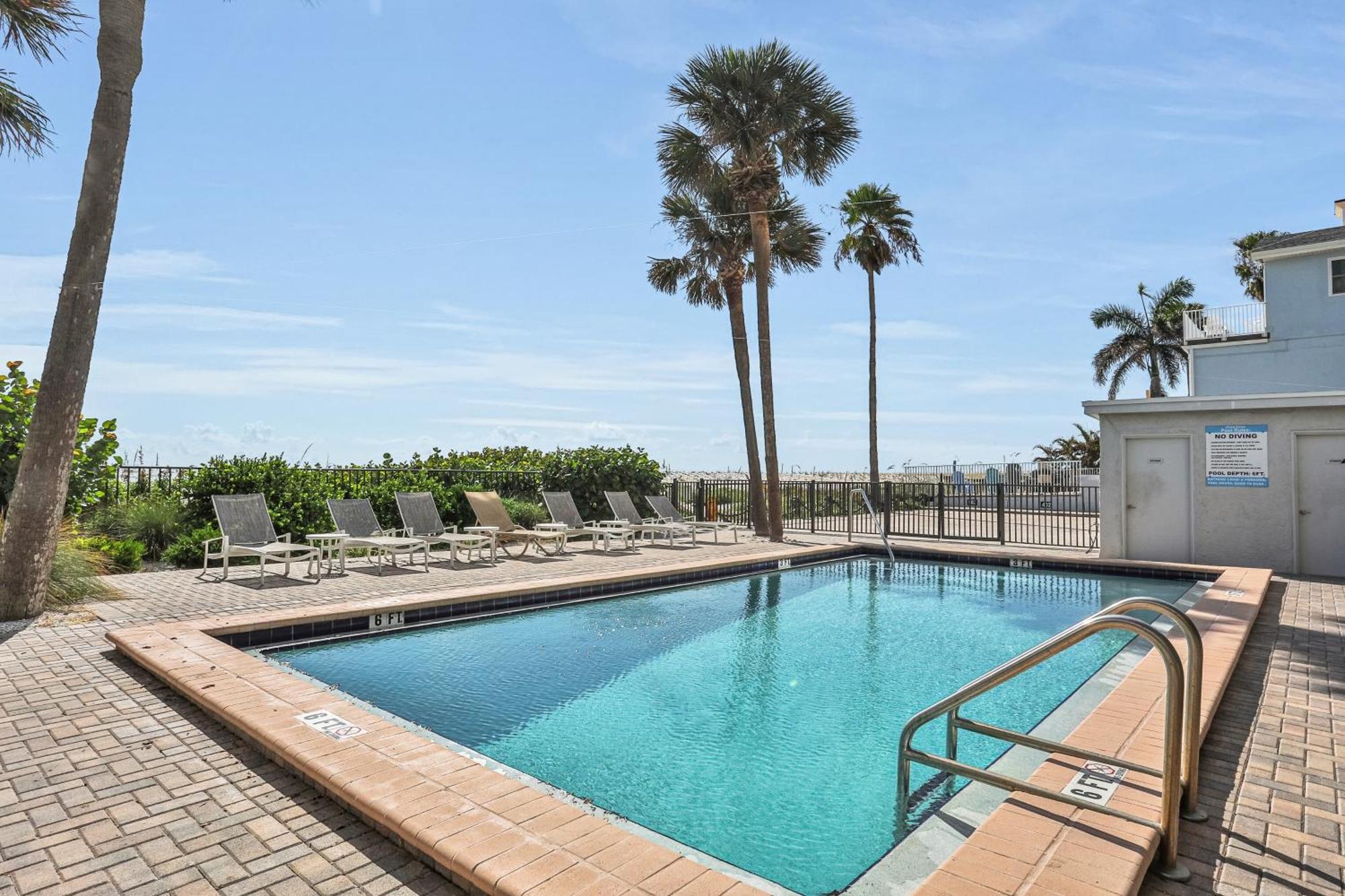 Shore House 401 Clearwater Beach Exterior photo